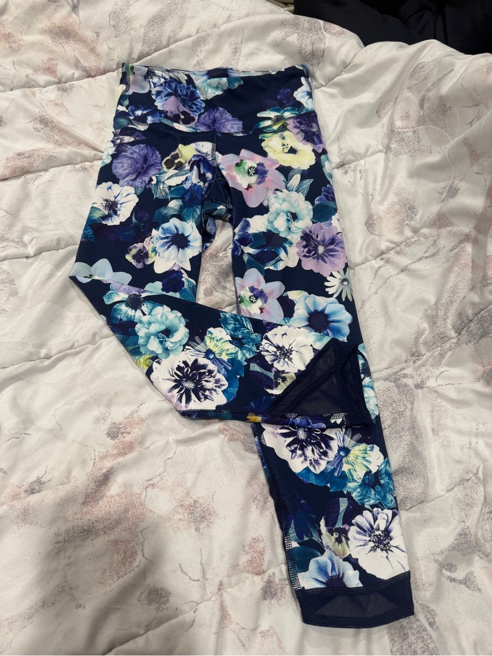 Women’s Old Navy Floral Leggings